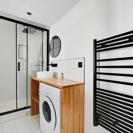 New For 2 People - Le Marais Parijs