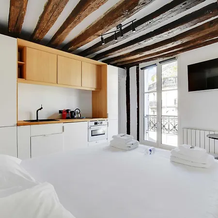 New For 2 People - Le Marais * פריז